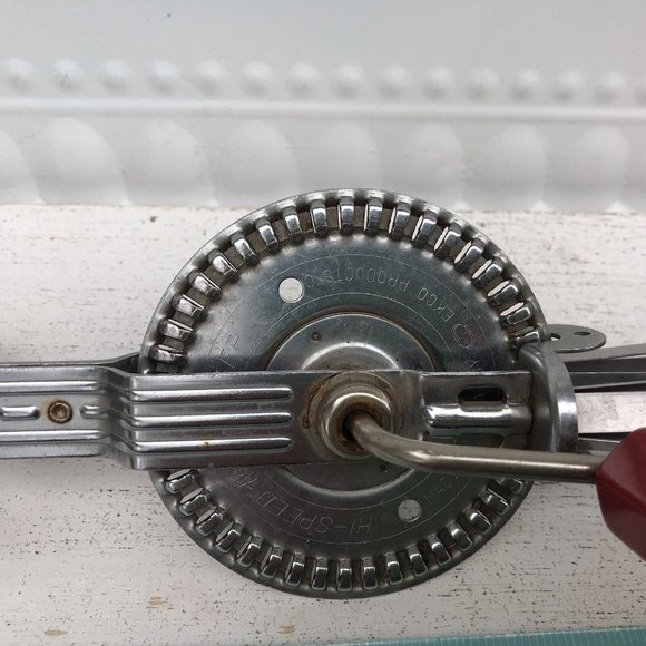 Antq 40s Ekco Red Bakelite Handle Hand Mixer Egg Beater Vtg Farmhouse Retro USA - Picture 8 of 11